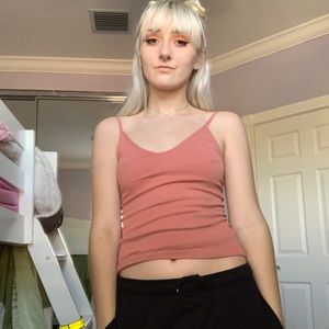 pink v neck tank